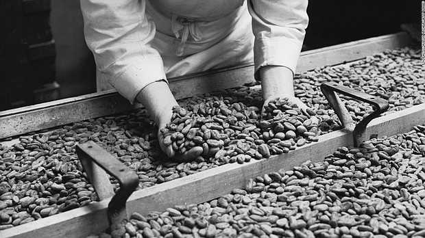 Study ties acid-suppressing medications, antibiotics in infancy to increased risk of allergies later in childhood