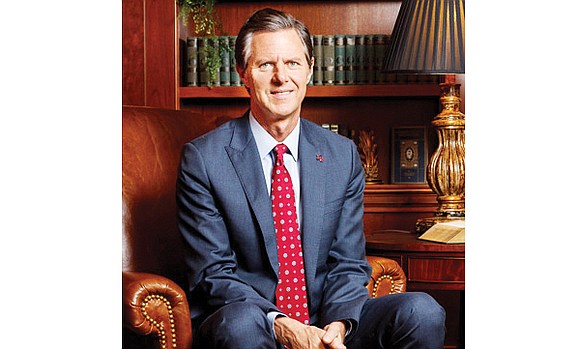 Liberty University President Jerry Falwell Jr. stifled an effort by the school’s newspaper to report on an event last weekend ...