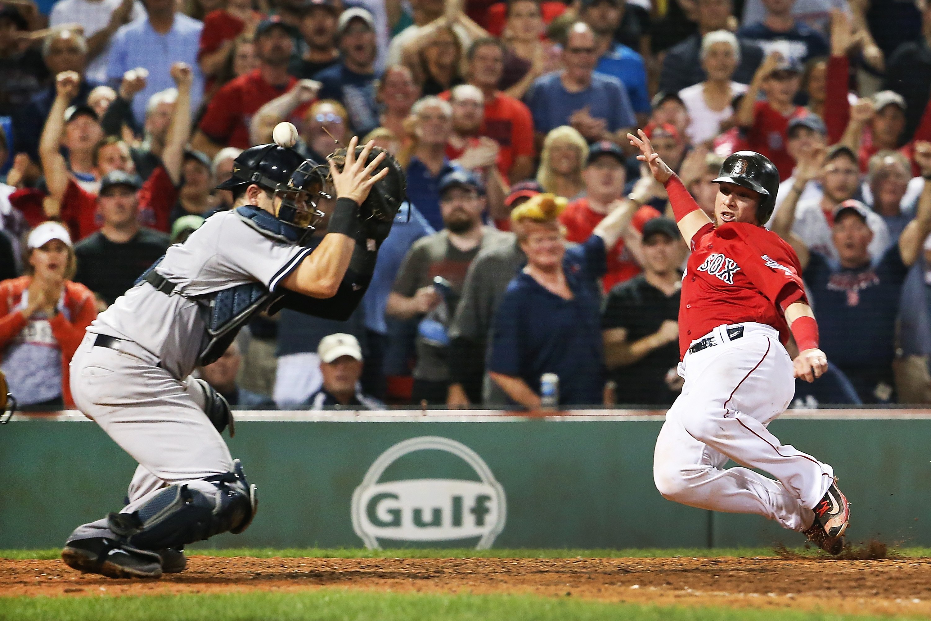 New York Yankees & Boston Red Sox to play each other in London