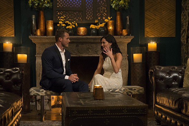 	Becca Kufrin spends time with Colton Underwood on "The Bachelorette."