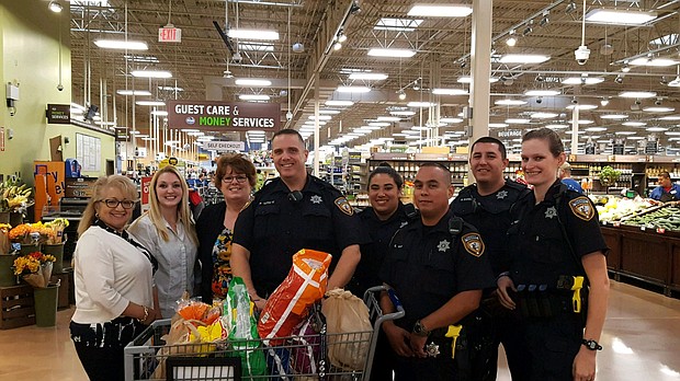 Kroger employee's with first responders post Harvey