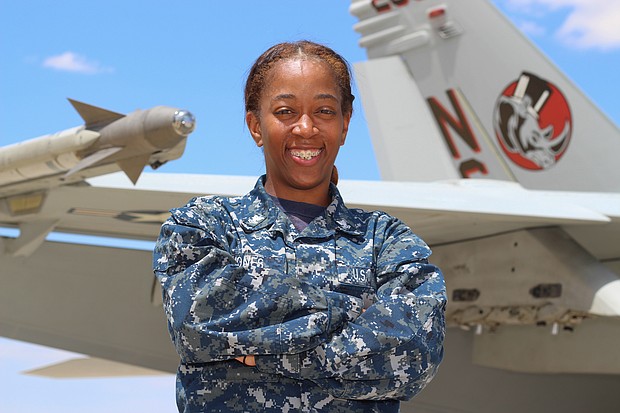 Petty Officer 2nd Class Shakeitha Jones/Photo by Mass Communication Specialist 1st Class Tim Miller By Line