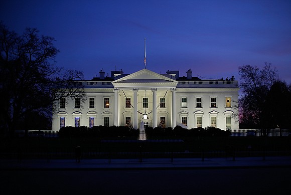 A White House contractor wanted by police on an attempted first-degree murder charge was arrested as he came into work …