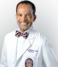  Dr. Corey Hébert, M.D., 