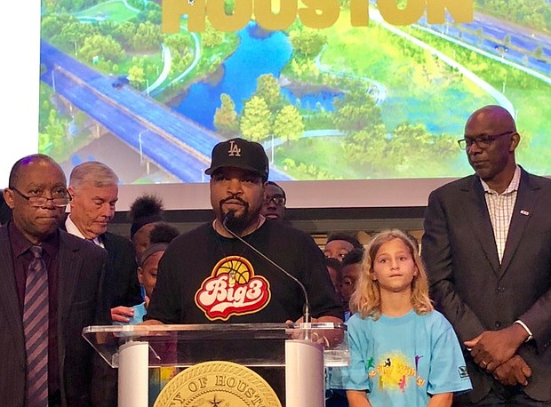 Ice Cube with Mayor Sylvester Turner and Clyde Drexler at Big3 Press Conference