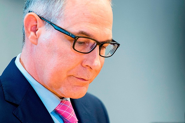 Whistleblower: EPA's Scott Pruitt kept secret calendar to hide meetings.
