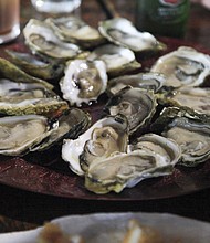 Health officials say that a 71-year-old man died after eating a bad oyster in Sarasota earlier this month.