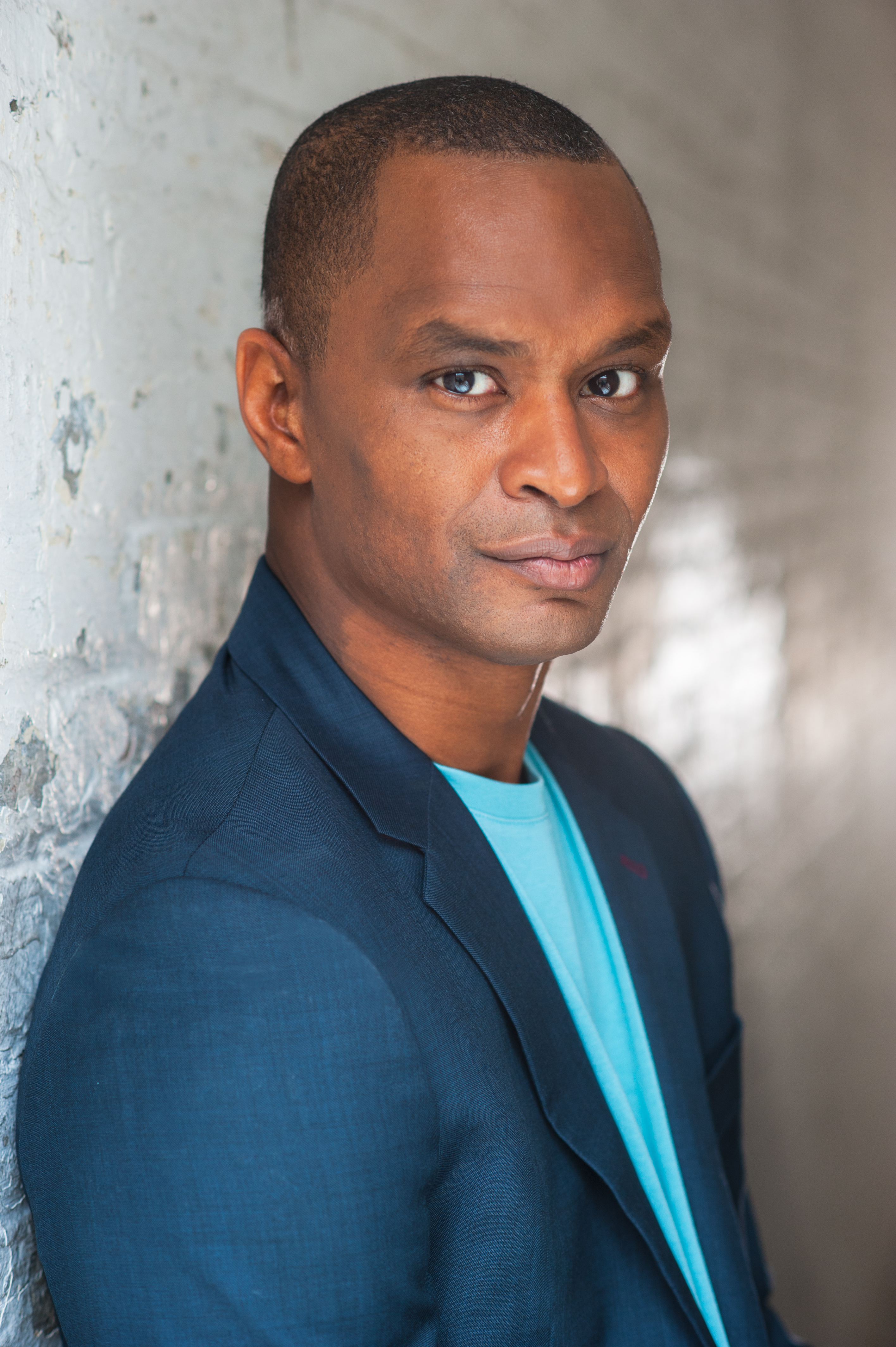 Classical Theatre Of Harlem Appoints Carl Cofield New Associate 