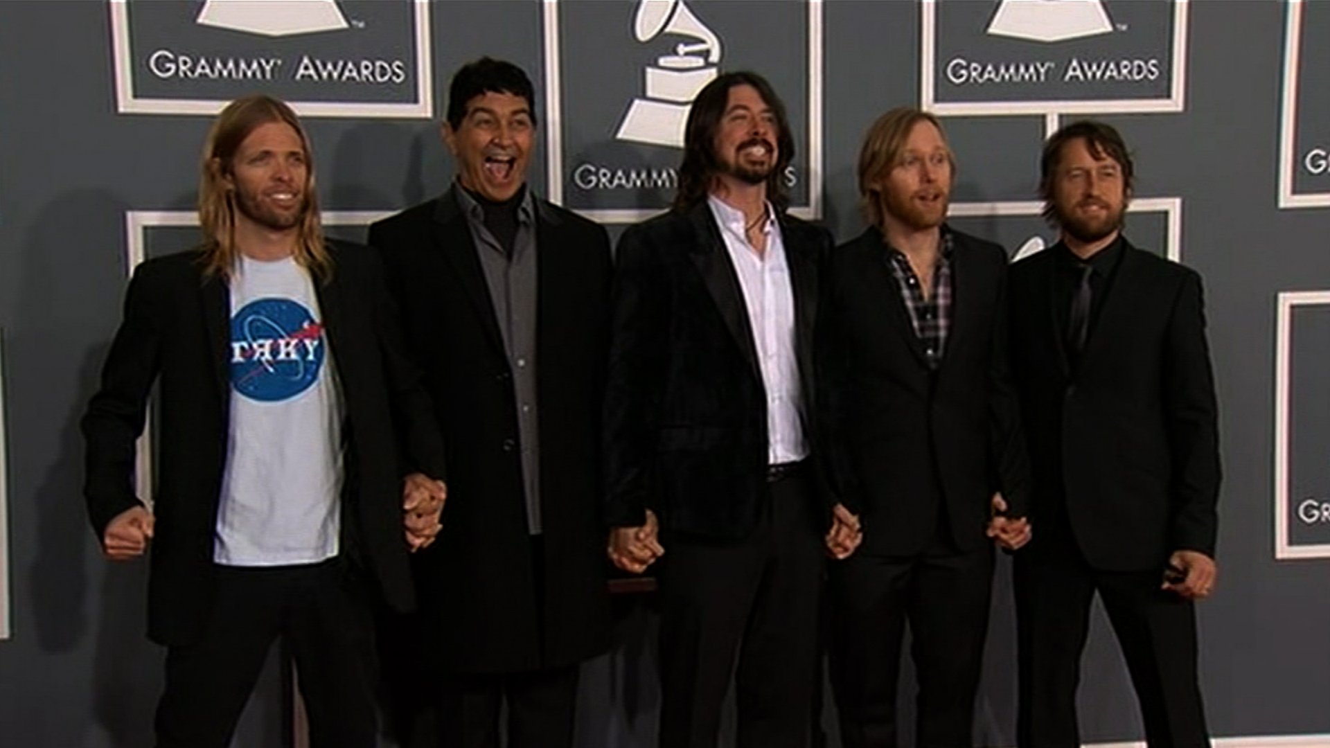Foo Fighters' Dave Grohl loses his voice Houston Style Magazine