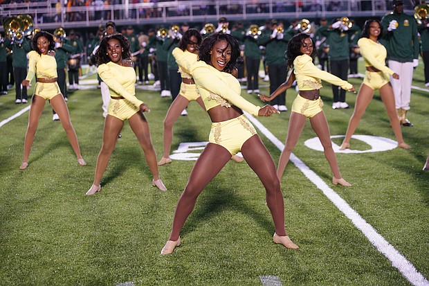 VSU's Essence of Troy dancers