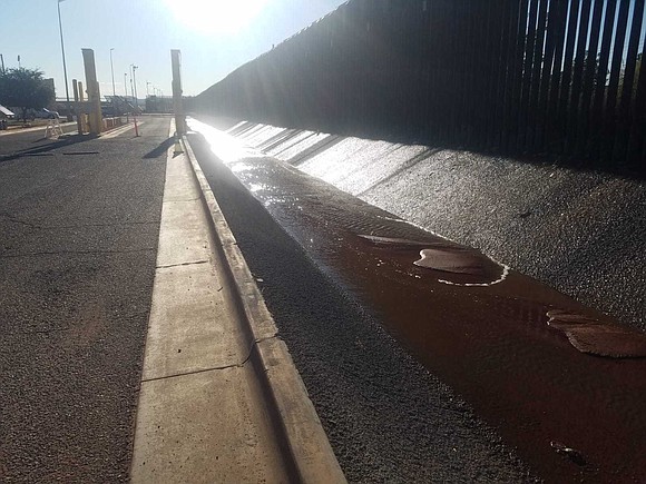 The flow of sewage from Mexico across the U.S. border near the Naco Point of Entry has started again after …