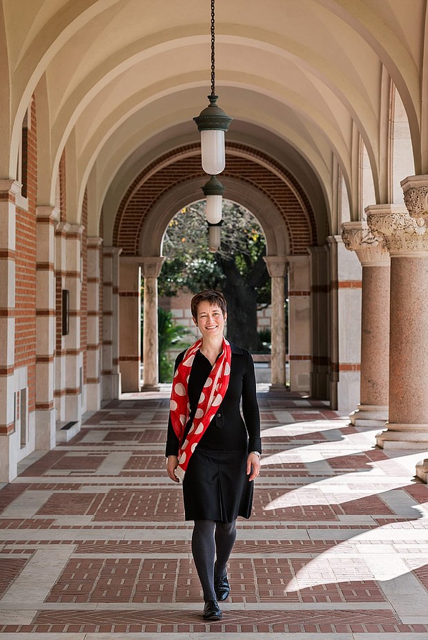 Photo of Dean Sarah Whiting courtesy of Killy.