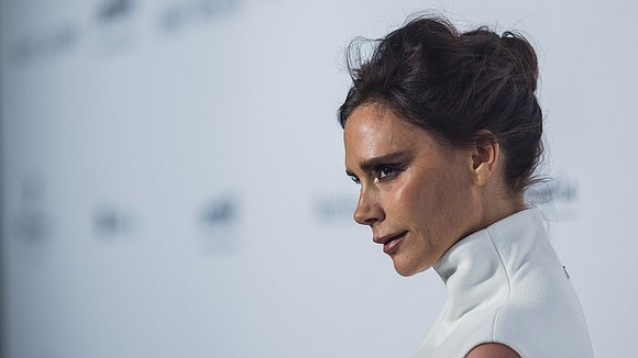 She's reportedly not in on a Spice Girls reunion, but by God Victoria Beckham dancing in a club to "Spice …