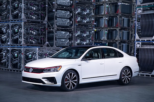 2018 Volkswagen Passat GT V6 