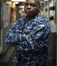 Petty Officer 1st Class Erwin Autry/Photo by Mass Communication Specialist 2nd Class Theodore Quintana