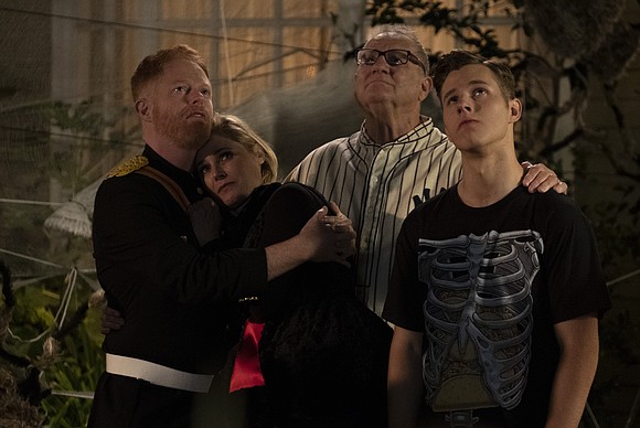 Fans knew a death was coming to "Modern Family," but did you guess right? In Wednesday's Halloween episode of the …