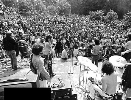 Overtime play at Mt. Tabor Park. Band members included Dan Fincher, Rick King, Richard Burdell, Shirley Nanette, Ron Marracini, Danny Osborne, and Glenn Holstrom.