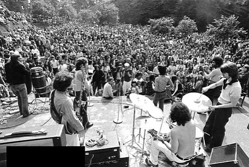 Overtime play at Mt. Tabor Park. Band members included Dan Fincher, Rick King, Richard Burdell, Shirley Nanette, Ron Marracini, Danny Osborne, and Glenn Holstrom.