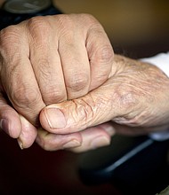 A five-minute neck scan could predict a person's risk of developing dementia a full decade before symptoms emerge, researchers have said.