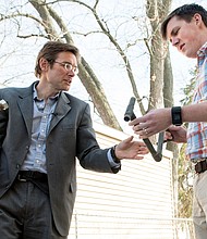 Marc Edwards and student William Rhoads in Flint, Michigan