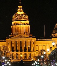 2020 hopefuls make moves ahead of the holiday season.