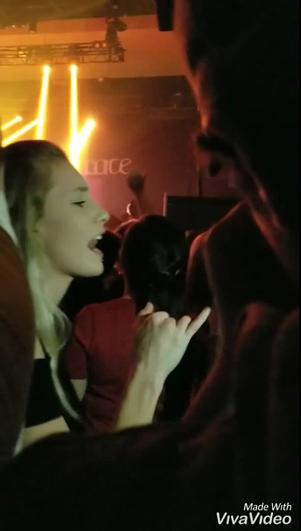 A viral video shows Kari Carberry signing the lyrics of songs for her deaf father, Darrin Carberry, at a Three Days Grace concert in Canada.