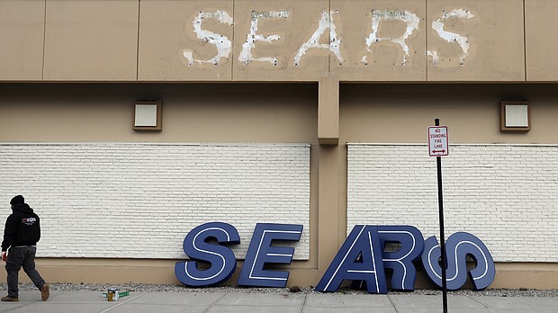 Attorneys for Sears Holdings were scheduled to give an update on efforts to save the company. But nearly 90 minutes after the scheduled start of the hearing, the court postponed it for at least another hour.