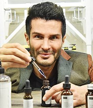 Brandon Truaxe, the founder of Canadian skincare company Deciem, has died at the age of 40, the firm announced in an Instagram post.