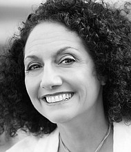 Kim Nazarian, Houston Chamber Choir presents I Could Write a Book, an exquisite evening of jazz, cabaret style, in downtown’s trendy Ballroom at Bayou Place, featuring Kim Nazarian, one of the founding members of New York Voices.