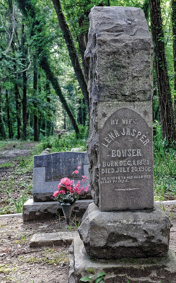 Twenty months after buying historic Evergreen Cemetery with state assistance, a city-created charity has taken ownership of a second neighboring ...
