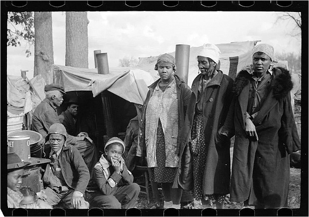 Evicted sharecroppers along Highway 60 in New Madrid County, Mo., in January 1939.