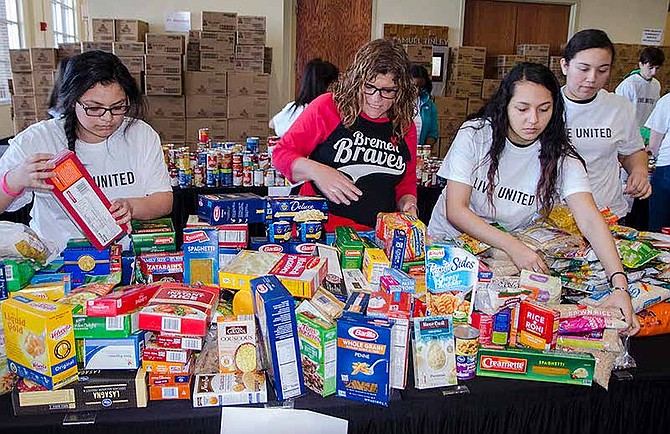 The seventh annual April Food Day is in full swing from now until April 18th. The annual food collection event addresses food insecurity in the south-southwest suburbs. Photo Credit: United Way of Metro Chicago/ Chicago Southland Convention and Visitors Bureau