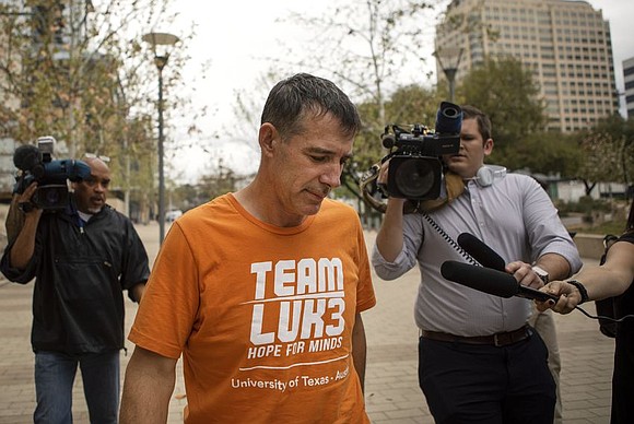 The University of Texas at Austin has placed Michael Center, its head coach for men’s tennis, on administrative leave after …