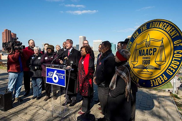 The fossil fuel industry regularly deploys manipulative and dishonest tactics when engaging with communities of color, often working to co-opt …