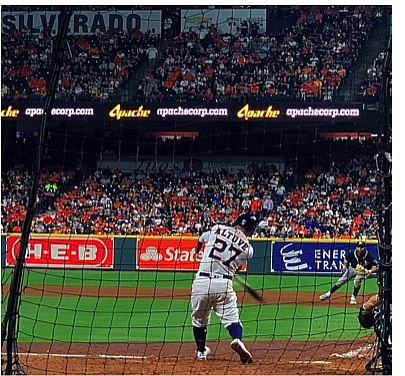 Jose Altuve shows off his homerun power