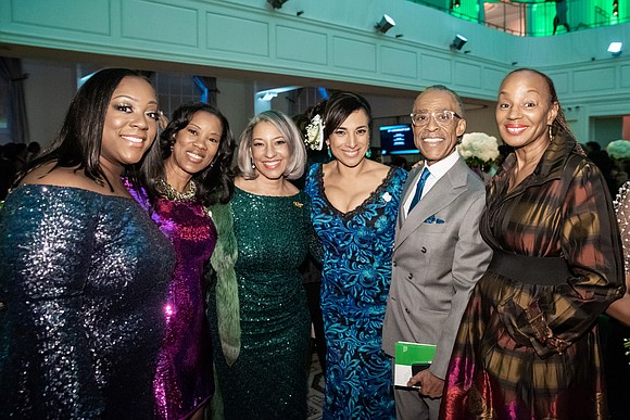 The Greater New York Chapter of The Links celebrated its 70th anniversary with a sparkling gala fundraiser on an equally ... The Greater New York Chapter of The Links celebrated its 70th anniversary with a sparkling gala fundraiser on an equally ...
