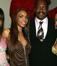 Matthew Knowles with Destiny's Child