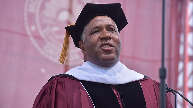 Billionaire investor Robert F. Smith announced during his commencement speech that he would pay off the student-loan debt for the Morehouse College graduating class of 2019.