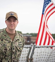 Photo by Mass Communication Specialist 3rd Class Steven Edgar