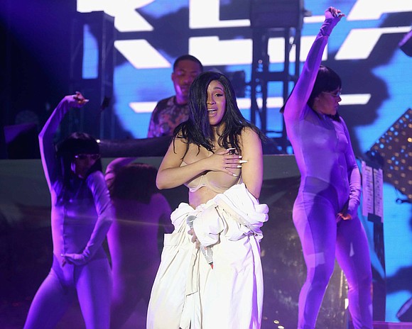 Cardi B didn't let a little wardrobe malfunction stop her performance at Bonnaroo Arts and Music Festival on Sunday night.