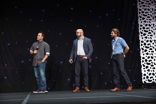 Zac Hinkel speaking at Men of Plexus