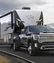 2020 GMC Sierra 3500 HD Denali Dual Rear Wheel