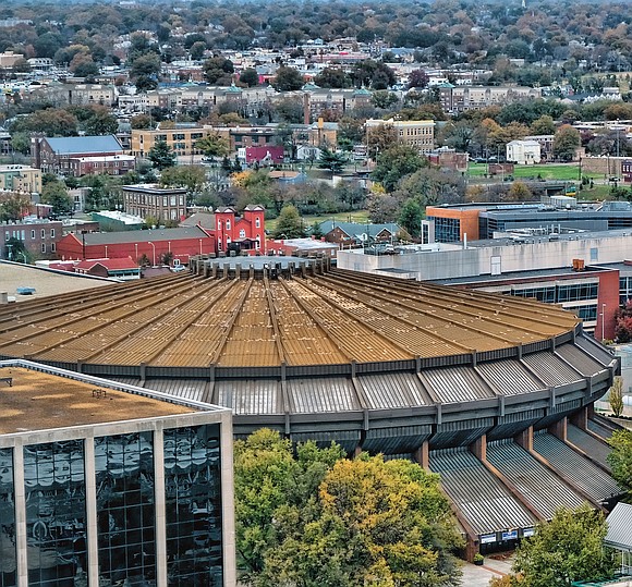 Richmond residents were lining up Wednesday to speak their minds on Mayor Levar M. Stoney’s $1.5 billion Coliseum replacement and ...