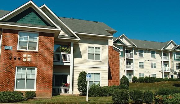 An apartment complex in Chesterfield County has agreed to change its blanket ban on renting to people with criminal records ...