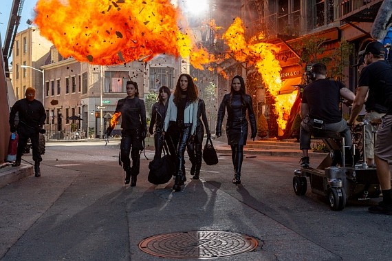 Cadillac today launched a new ad campaign for the highly anticipated 2020 XT6, with spots by the acclaimed film directors, Anthony and Joe Russo.