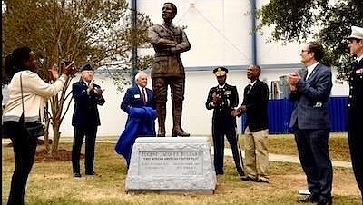 Eugene Bullard statue in Georgia (photo via aero-news network)