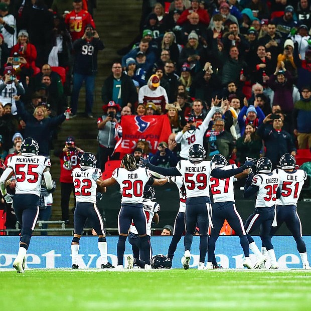 Texans celebrate - credit FB.com/HoustonTexans