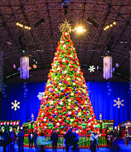 ‘Tis the season for holiday fun at Navy Pier’s 19th annual Fifth Third Bank Winter WonderFest! For more than five weeks, guests can dash through an indoor winter wonderland as Chicago’s iconic lakefront destination transforms its Festival Hall into a dazzling spectacle with 170,000 square feet of holiday-themed fun.