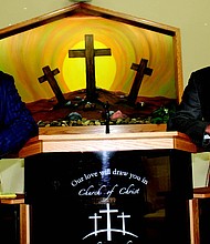 (from left) The Rev. Leonardo D. Gilbert, pastor of Sheldon Heights Church of Christ in Roseland, founded the nonprofit International American Medical Mission whose executive director is DeWayne
Mason, a retired Chicago police officer and a deacon at Sheldon Heights Church. Photo credit: By Wendell Hutson