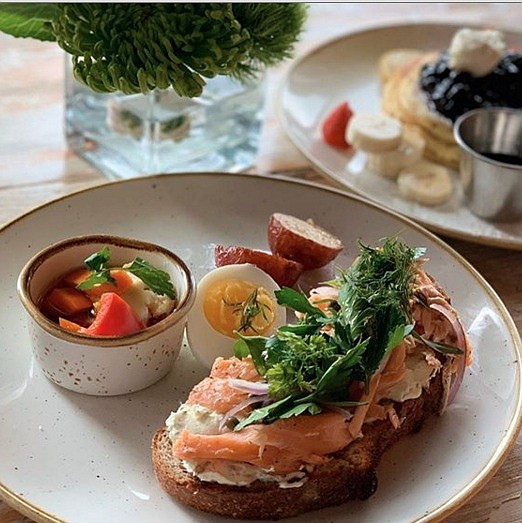 Breakfast at The Dunlavy_photo by Swanky Maven